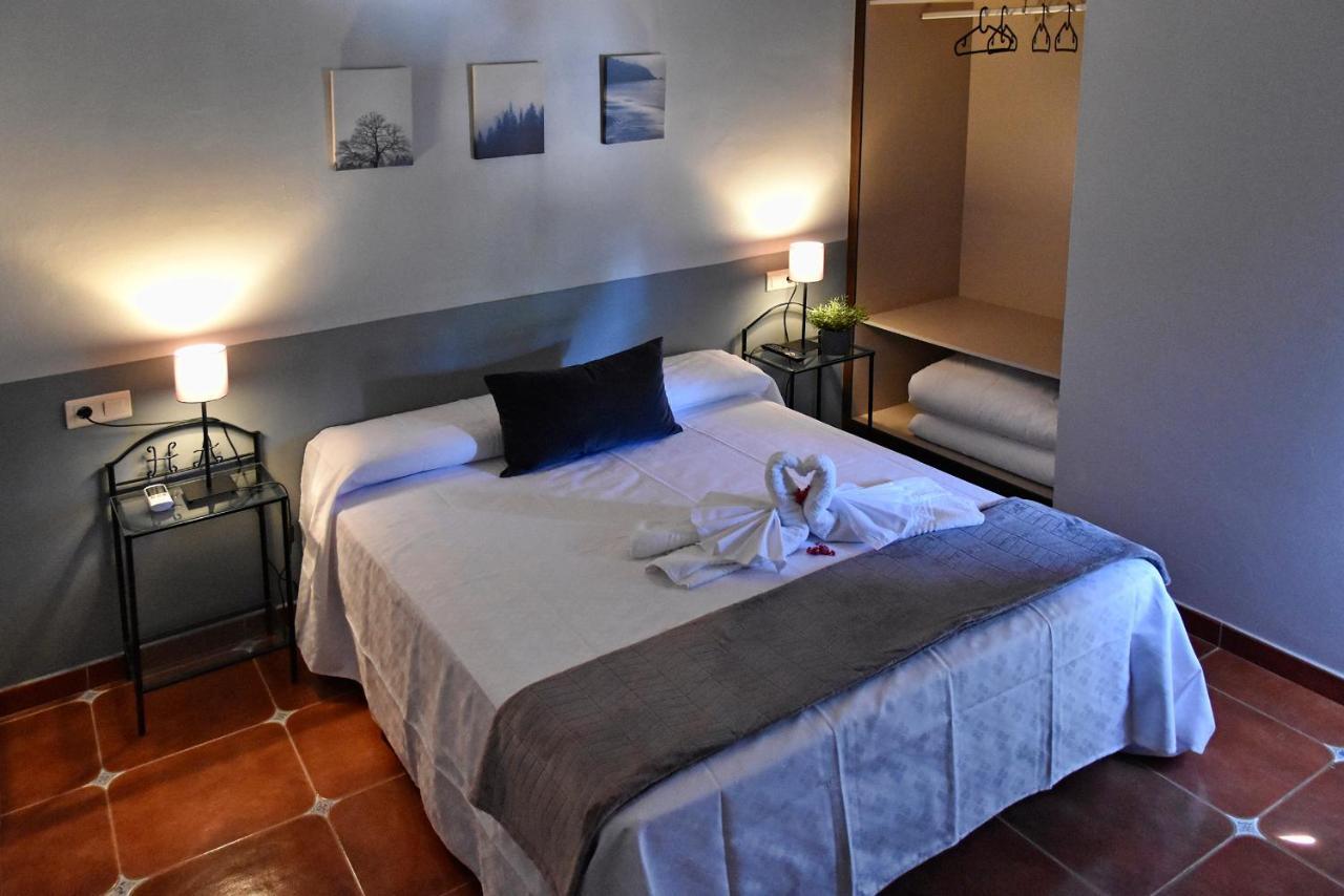 Hotel Rural & Restaurante Las Camaretas Cortes de la Frontera Exteriör bild