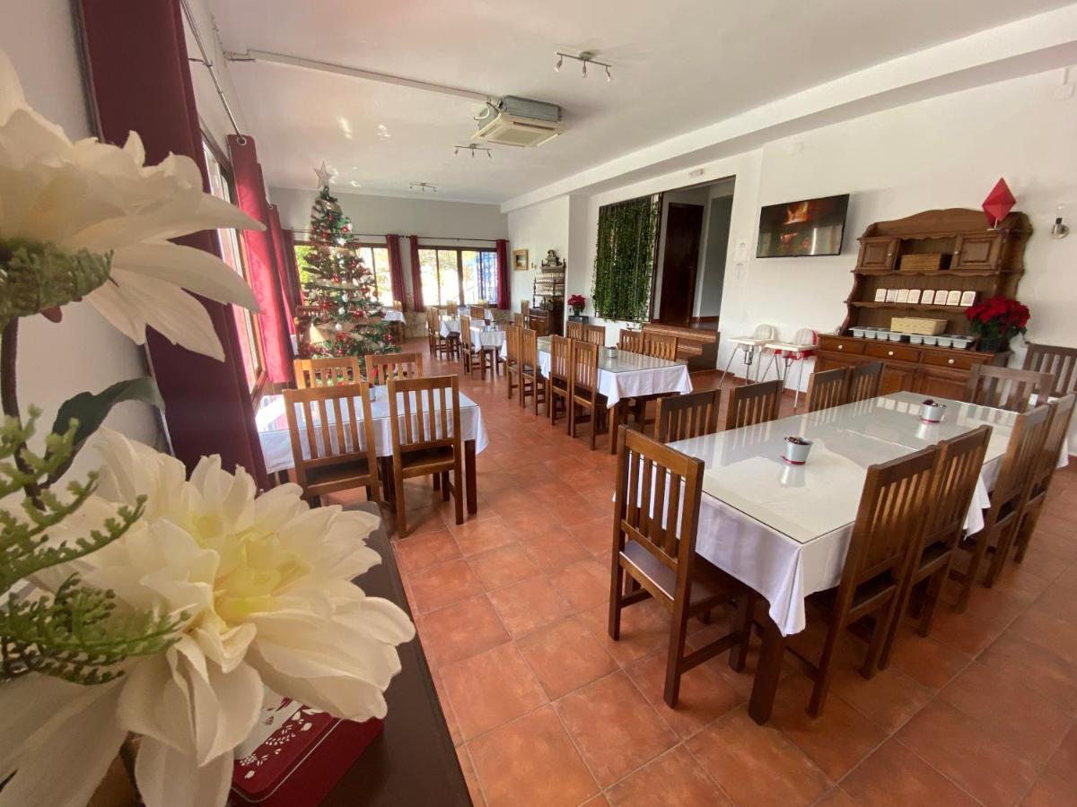 Hotel Rural & Restaurante Las Camaretas Cortes de la Frontera Exteriör bild
